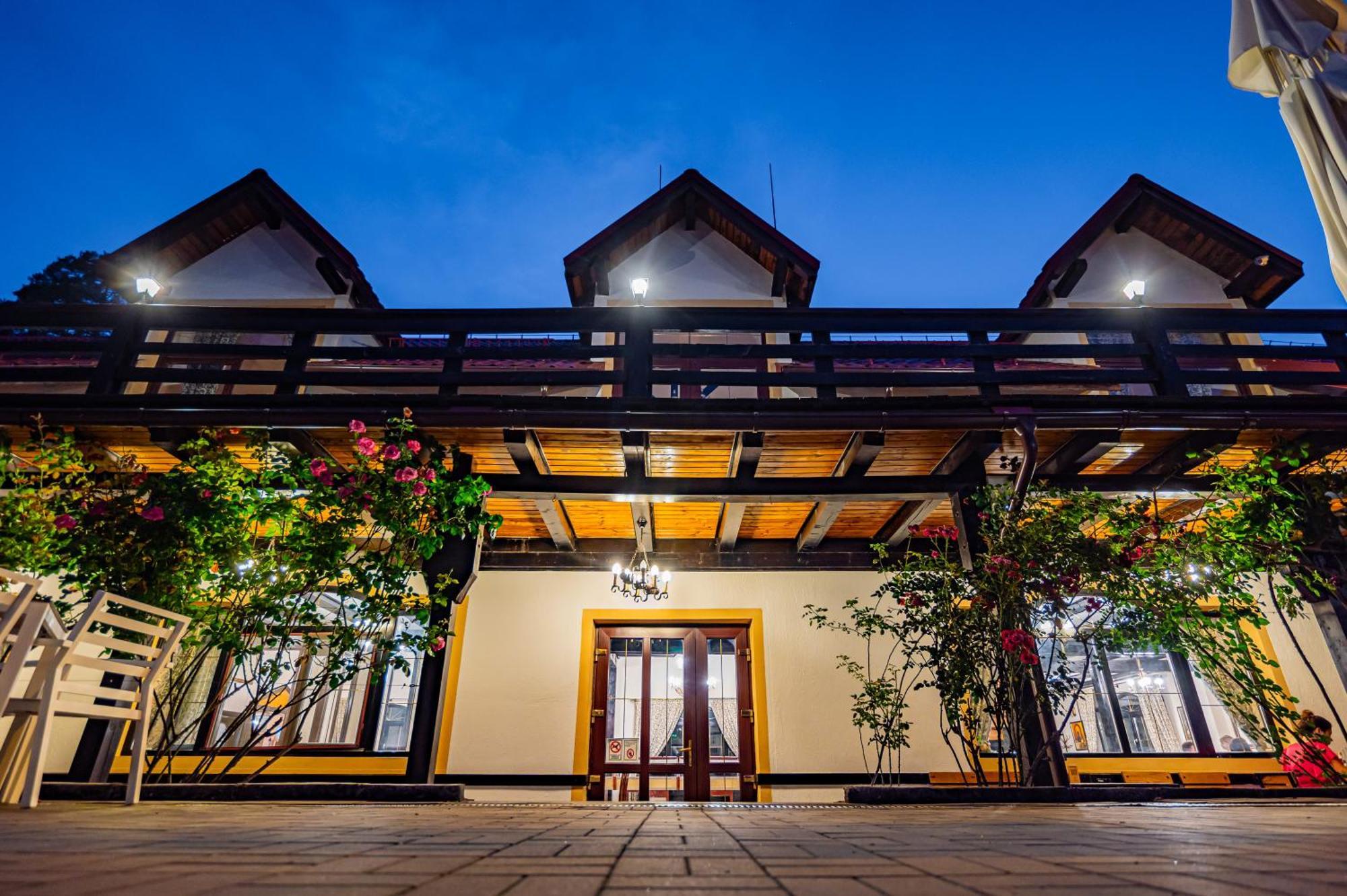 Q Chalet Săcele Exterior foto